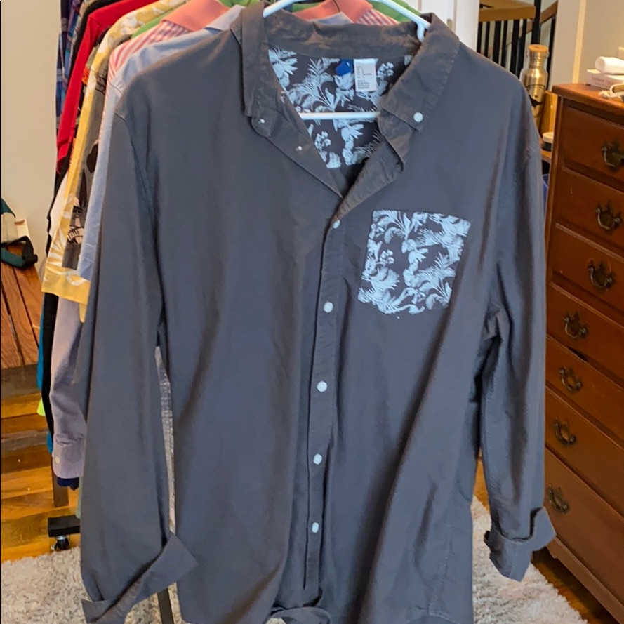 Grey Flower Button Down